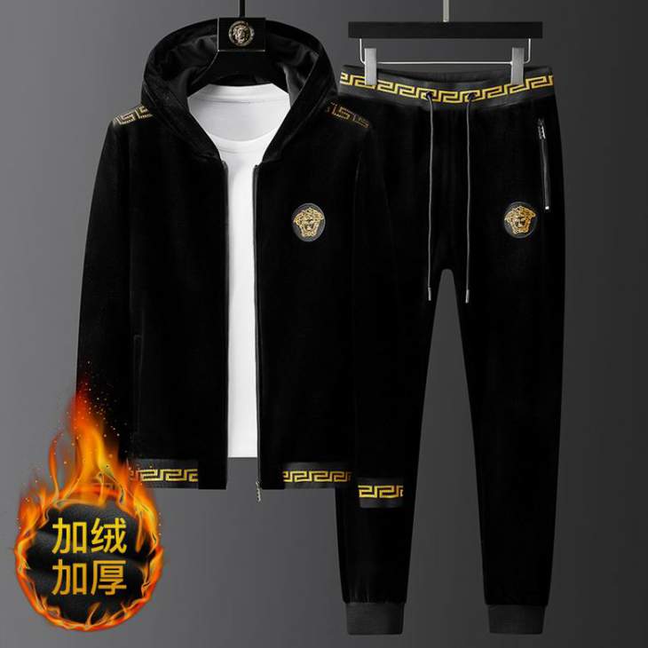 Picture of Versace Sweater Suits _SKUVersaceM-4XL25c25342911